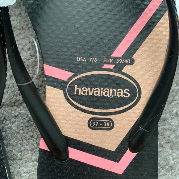 Black and pink havaianas. Brand new w tags - Picture 3 of 5